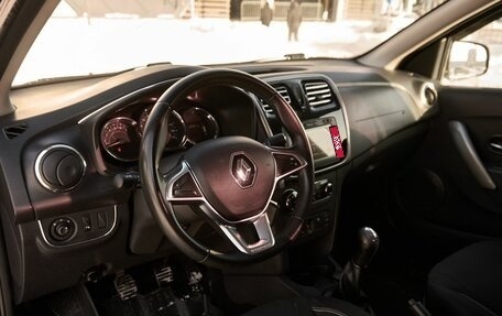 Renault Logan II, 2018 год, 1 048 000 рублей, 5 фотография