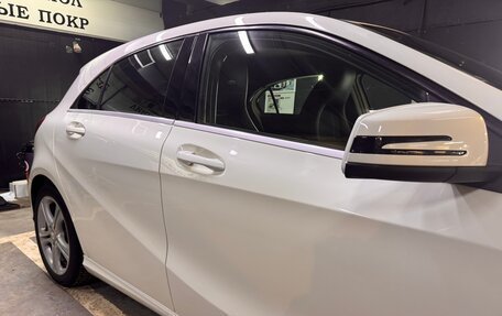 Mercedes-Benz A-Класс, 2015 год, 1 470 000 рублей, 3 фотография