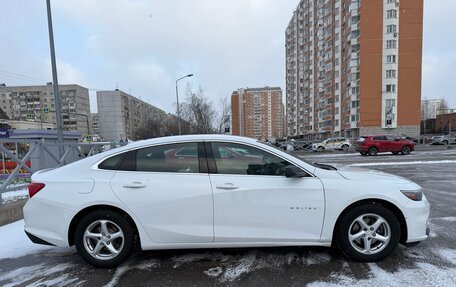 Chevrolet Malibu IX, 2018 год, 925 000 рублей, 6 фотография