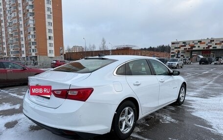 Chevrolet Malibu IX, 2018 год, 925 000 рублей, 2 фотография