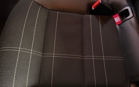 Mercedes-Benz A-Класс, 2015 год, 1 470 000 рублей, 14 фотография