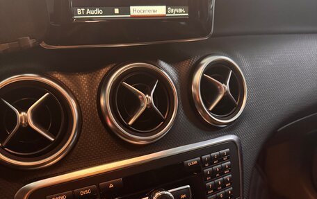 Mercedes-Benz A-Класс, 2015 год, 1 470 000 рублей, 17 фотография