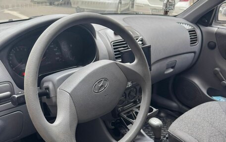 Hyundai Accent II, 2004 год, 440 000 рублей, 2 фотография