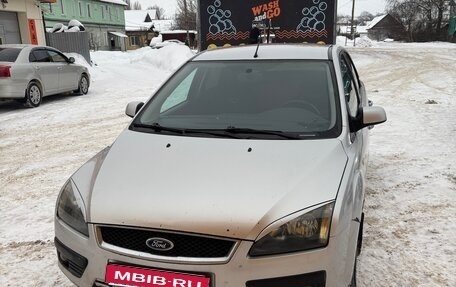 Ford Focus II рестайлинг, 2005 год, 390 000 рублей, 1 фотография