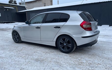 BMW 1 серия, 2004 год, 550 000 рублей, 1 фотография