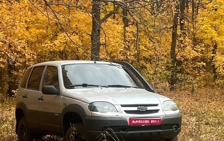 Chevrolet Niva I рестайлинг, 2008 год, 500 000 рублей, 1 фотография