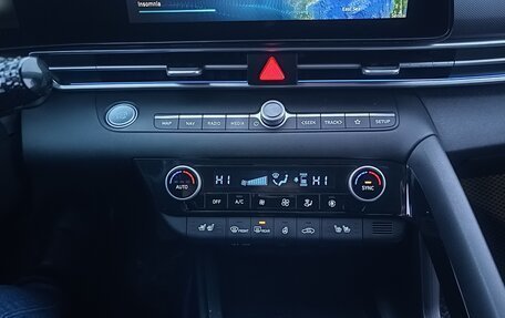 Hyundai Avante, 2021 год, 2 600 000 рублей, 8 фотография