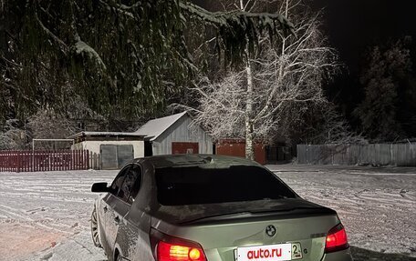 BMW 5 серия, 2004 год, 840 000 рублей, 8 фотография