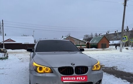 BMW 5 серия, 2004 год, 840 000 рублей, 10 фотография