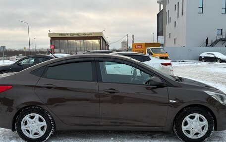 Hyundai Solaris II рестайлинг, 2015 год, 830 000 рублей, 3 фотография