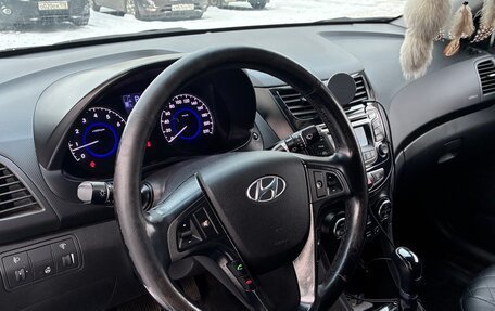 Hyundai Solaris II рестайлинг, 2015 год, 830 000 рублей, 11 фотография