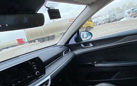 KIA K5, 2020 год, 1 875 000 рублей, 22 фотография