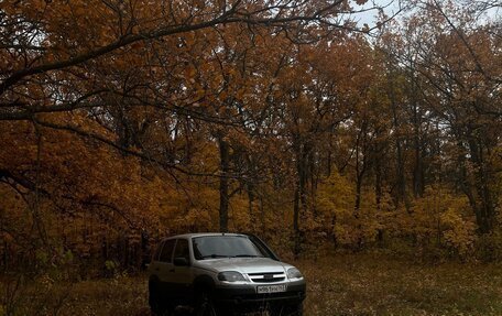 Chevrolet Niva I рестайлинг, 2008 год, 500 000 рублей, 4 фотография