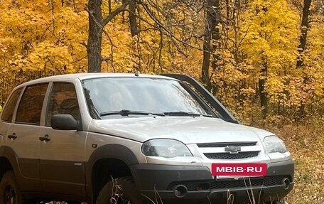 Chevrolet Niva I рестайлинг, 2008 год, 500 000 рублей, 2 фотография