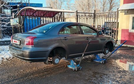 Toyota Avensis III рестайлинг, 2007 год, 800 000 рублей, 2 фотография