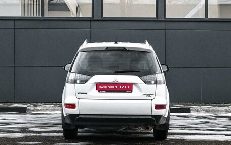 Mitsubishi Outlander III рестайлинг 3, 2010 год, 1 149 000 рублей, 4 фотография