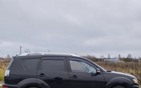 Mitsubishi Outlander III рестайлинг 3, 2009 год, 750 000 рублей, 6 фотография