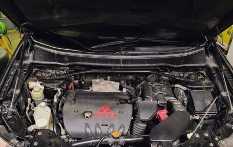 Mitsubishi Outlander III рестайлинг 3, 2009 год, 750 000 рублей, 17 фотография