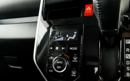 Toyota Roomy I, 2017 год, 1 130 000 рублей, 22 фотография