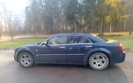 Chrysler 300C II, 2006 год, 700 000 рублей, 4 фотография