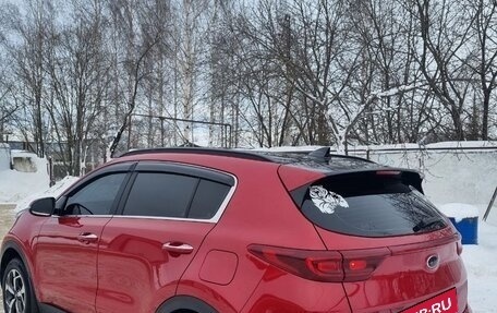 KIA Sportage IV рестайлинг, 2021 год, 2 550 000 рублей, 5 фотография