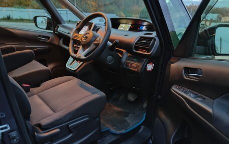 Nissan Serena IV, 2017 год, 1 525 000 рублей, 5 фотография