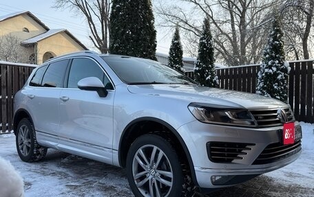 Volkswagen Touareg III, 2017 год, 3 499 000 рублей, 2 фотография