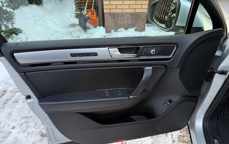 Volkswagen Touareg III, 2017 год, 3 499 000 рублей, 27 фотография