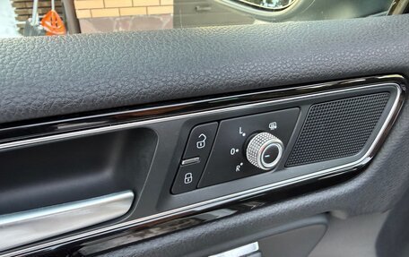 Volkswagen Touareg III, 2017 год, 3 499 000 рублей, 26 фотография