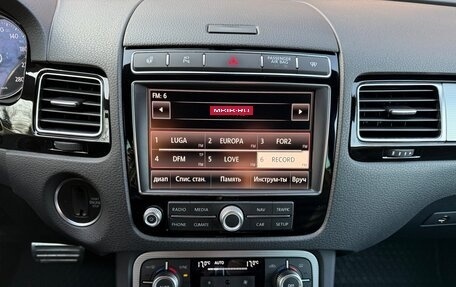 Volkswagen Touareg III, 2017 год, 3 499 000 рублей, 21 фотография