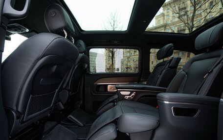 Mercedes-Benz V-Класс, 2024 год, 11 800 000 рублей, 12 фотография