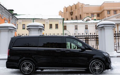 Mercedes-Benz V-Класс, 2024 год, 11 800 000 рублей, 9 фотография