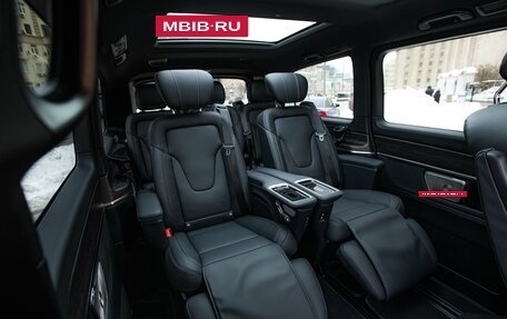 Mercedes-Benz V-Класс, 2024 год, 11 800 000 рублей, 2 фотография