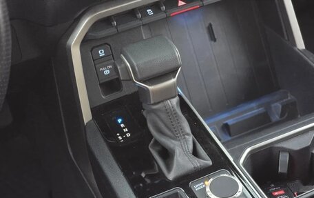 Toyota Tundra, 2024 год, 7 000 334 рублей, 13 фотография