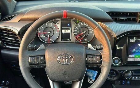 Toyota Hilux VIII, 2025 год, 7 820 334 рублей, 5 фотография