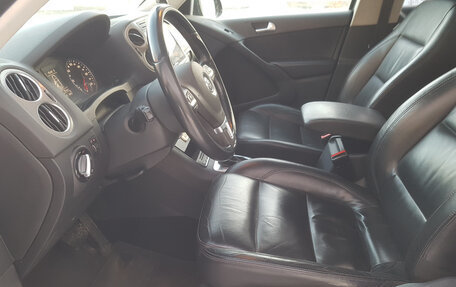 Volkswagen Tiguan I, 2010 год, 1 350 000 рублей, 13 фотография