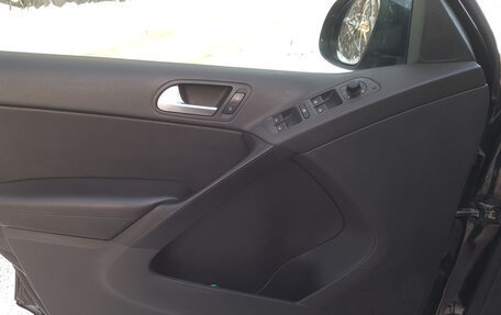 Volkswagen Tiguan I, 2010 год, 1 350 000 рублей, 18 фотография