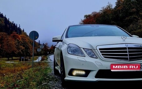 Mercedes-Benz E-Класс, 2011 год, 2 350 000 рублей, 1 фотография