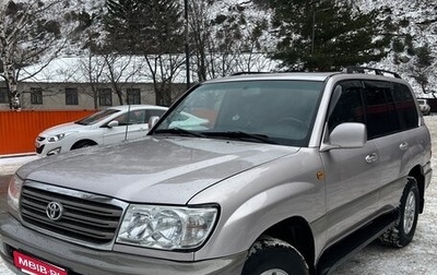 Toyota Land Cruiser 100 рестайлинг 2, 2004 год, 2 500 000 рублей, 1 фотография