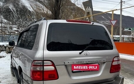 Toyota Land Cruiser 100 рестайлинг 2, 2004 год, 2 500 000 рублей, 5 фотография