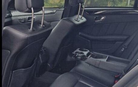 Mercedes-Benz E-Класс, 2011 год, 2 350 000 рублей, 6 фотография