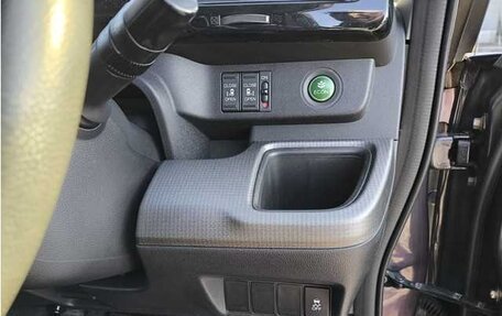 Honda Stepwgn IV, 2017 год, 1 190 000 рублей, 9 фотография