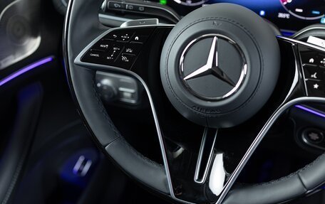 Mercedes-Benz GLE, 2025 год, 15 490 000 рублей, 15 фотография