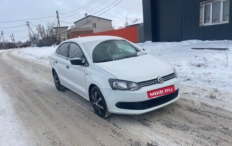 Volkswagen Polo VI (EU Market), 2013 год, 565 000 рублей, 2 фотография
