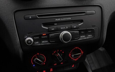 Audi A1, 2011 год, 1 100 000 рублей, 13 фотография