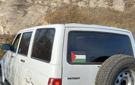 ЛуАЗ Patriot, 2010 год, 550 000 рублей, 3 фотография