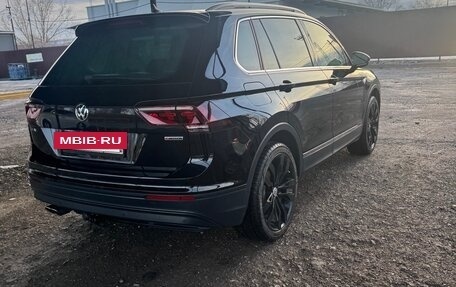 Volkswagen Tiguan II, 2019 год, 2 800 000 рублей, 5 фотография