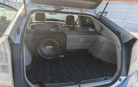 Toyota Prius, 2010 год, 1 300 000 рублей, 11 фотография