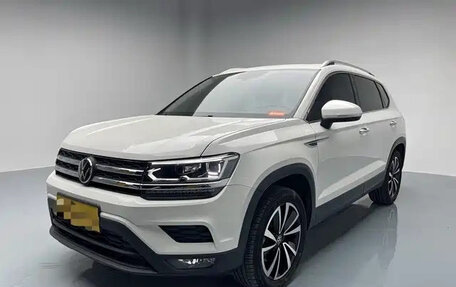 Volkswagen Tharu, 2021 год, 1 800 000 рублей, 1 фотография