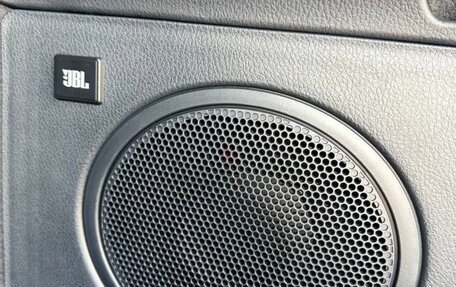 Toyota C-HR I рестайлинг, 2023 год, 2 800 000 рублей, 8 фотография